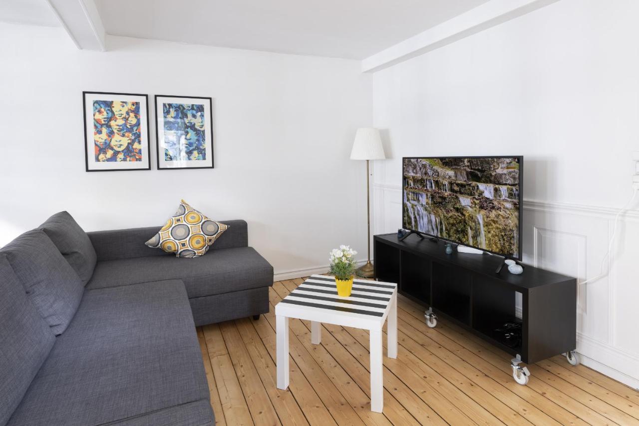 Aday - Apartment Suite 3 Aalborg Center Екстер'єр фото